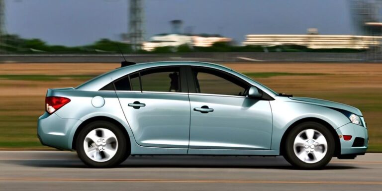 What is the price of chevrolet cruze car from 2012 year?