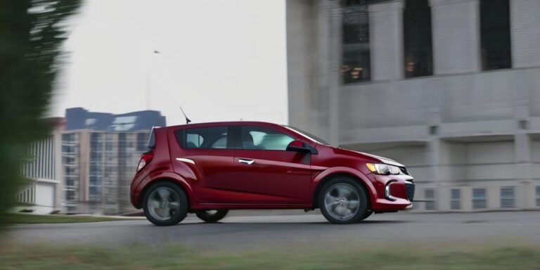 What is the price of chevrolet sonic car from 2019 year?
