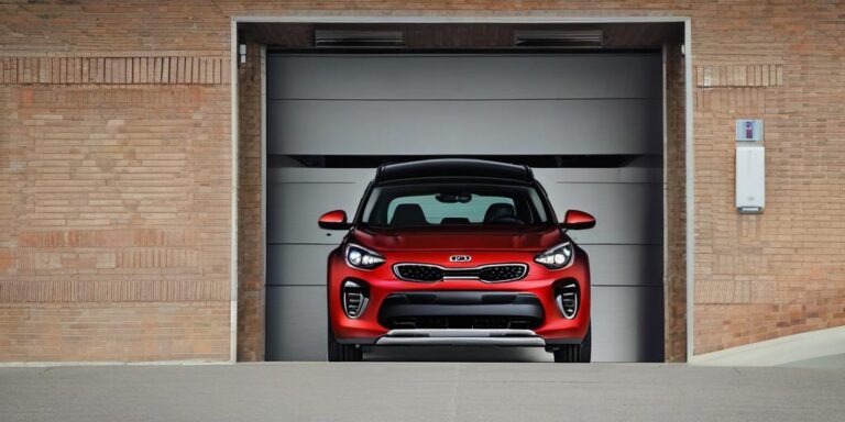 What is the price of kia door car from 2017 year?