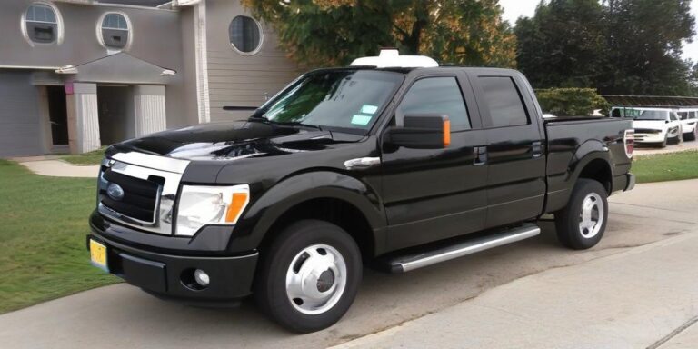 What is the price of ford cab car from 2012 year?