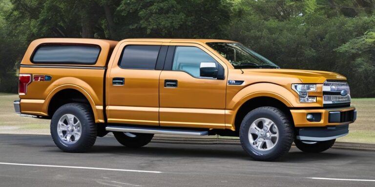 What is the price of ford door car from 2015 year?